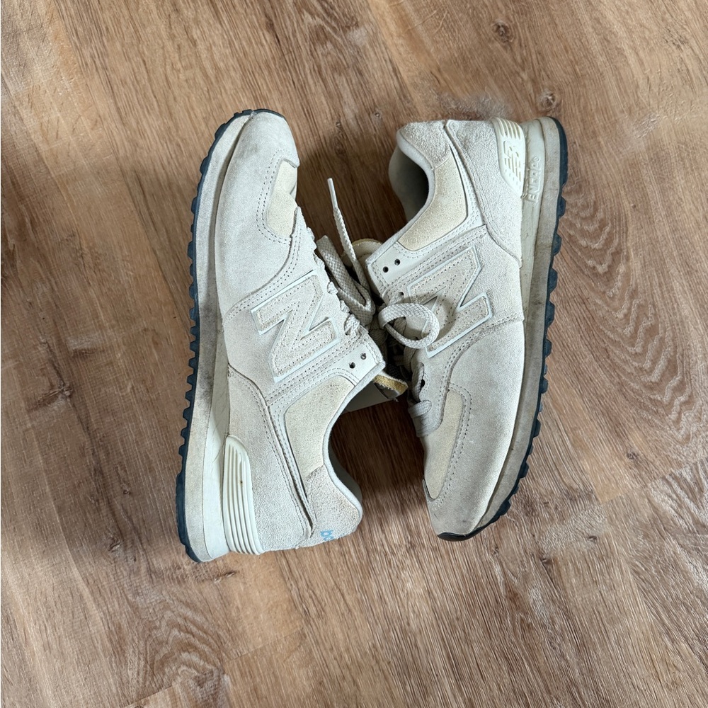 New Balance Womens Beige Sneakers